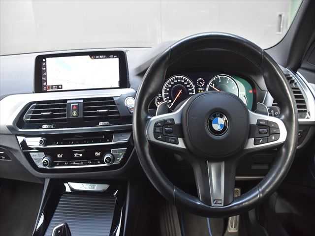 ＢＭＷ Ｘ３ xDrive20d Mスポーツ 和歌山県 2019(令1)年 5.5万km アルピンホワイトⅢ インテリSF /ACC /純正ナビ /フルセグ /全方位カメラ /前席パワーシート /パーキングアシスト /HUD /コーナーセンサー /ハーフレザー /シートヒーター /電動バックドア /LEDヘッドライト /ワイヤレスチャージャー /ミラー型ETC