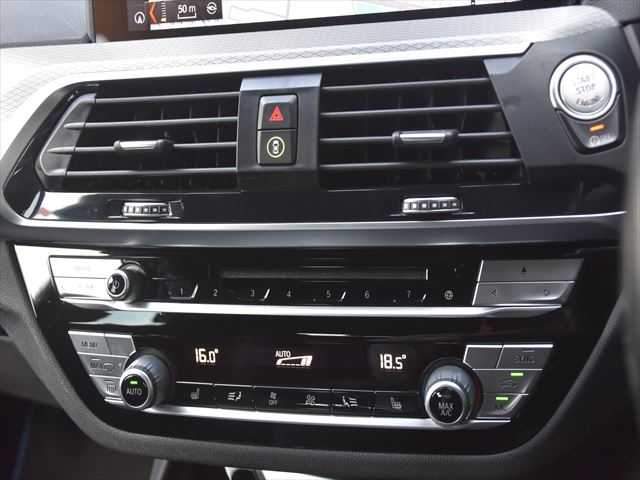 ＢＭＷ Ｘ３ xDrive20d Mスポーツ 和歌山県 2019(令1)年 5.5万km アルピンホワイトⅢ インテリSF /ACC /純正ナビ /フルセグ /全方位カメラ /前席パワーシート /パーキングアシスト /HUD /コーナーセンサー /ハーフレザー /シートヒーター /電動バックドア /LEDヘッドライト /ワイヤレスチャージャー /ミラー型ETC