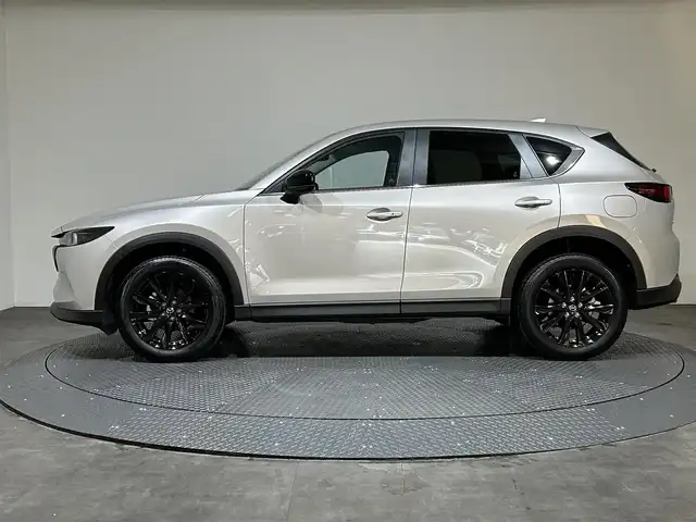 マツダ ＣＸ－５ 20S ブラックトーンED 愛媛県 2024(令6)年 0.6万km プラチナクォーツメタリック 純正10.25インチナビ/(Bluetooth/フルセグ)/全周囲カメラ/アダプティブクルーズコントロール/前後ドライブレコーダー/ステアリングヒーター/シートヒーター/衝突被害軽減ブレーキ/コーナーセンサー/レーンキープアシスト/電動リアゲート/ワイヤレス充電/ヘッドアップディスプレイ/ETC/パワーシート/シートメモリー/オートホールド/パドルシフト/スペアキー/保証書/取扱説明書