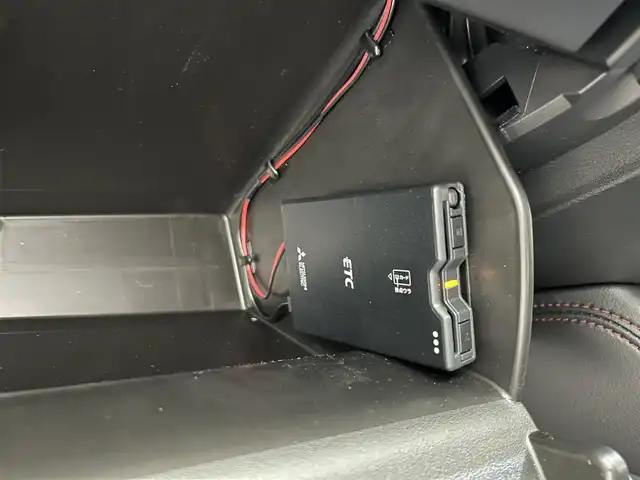 マツダ ＣＸ－５ 20S ブラックトーンED 愛媛県 2024(令6)年 0.6万km プラチナクォーツメタリック 純正10.25インチナビ/(Bluetooth/フルセグ)/全周囲カメラ/アダプティブクルーズコントロール/前後ドライブレコーダー/ステアリングヒーター/シートヒーター/衝突被害軽減ブレーキ/コーナーセンサー/レーンキープアシスト/電動リアゲート/ワイヤレス充電/ヘッドアップディスプレイ/ETC/パワーシート/シートメモリー/オートホールド/パドルシフト/スペアキー/保証書/取扱説明書