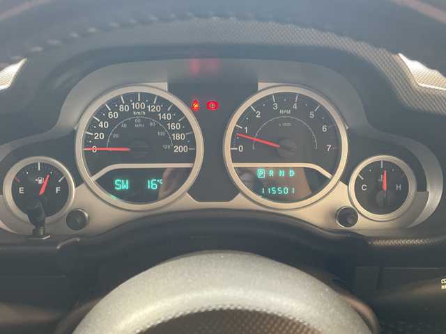 クライスラー・ジープ ジープ ラングラー アンリミテッド サハラ4AT 埼玉県 2010(平22)年 11.6万km 黒 社外ナビ/　　CD/DVD/BT/フルセグTV/サイドカメラ/クルーズコントロール/純正18インチAW/ETC/スペアキー/禁煙車