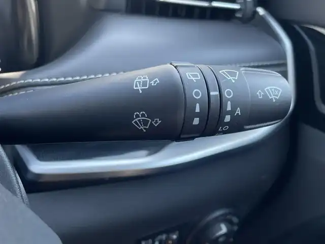 クライスラー・ジープ ジープ コマンダー リミテッド 東京都 2023(令5)年 1.3万km 黒 社外ナビ/360°カメラ/レザーシート/ETC2.0/アダプティブクルーズコントロール/純正18インチアルミホイール/フルセグTV/LEDヘッドライト/シートエアコン/シートヒーター/ドライブレコーダー/プッシュスタート/Bluetooth接続