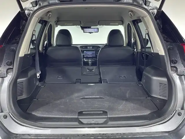 日産 エクストレイル 20Xi 神奈川県 2019(令1)年 4.9万km ダークメタルグレー 純正9型SDナビゲーション/CD　DVD　Bluetooth　USB　フルセグ/アラウンドビューモニター/プロパイロット/インテリジェントクルーズコントロール/インテリジェントエマージェンシーブレーキ/踏み間違い衝突防止アシスト/車線逸脱警報/後側方車両検知警報/車線逸脱防止支援システム/進入禁止標識検知/ドライブレコーダー/ビルトインETC/アイドリングストップ/電動パーキングブレーキ/ブレーキオートホールド/LEDヘッドライト/オートハイビーム/フォグライト/ルーフレール/純正18インチアルミホイル