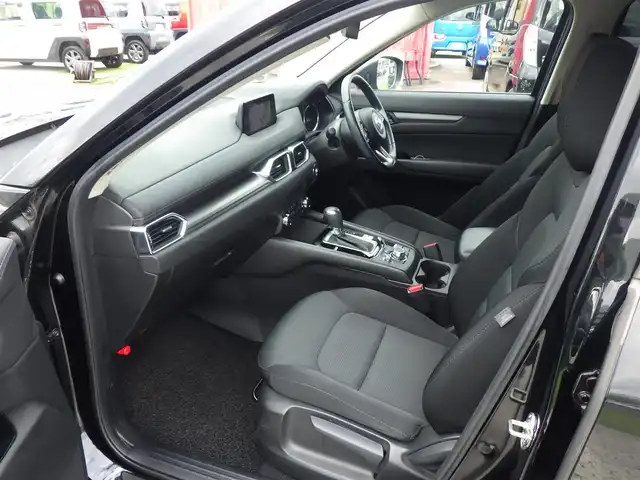 マツダ ＣＸ－５ 25S プロアクティブ 千葉県 2017(平29)年 3.5万km ジェットブラックマイカ スマートシティブレーキサポート/ブラインドスポットモニタリング/レーンキープ・アシスト・システム/アクティブ・ドライビング・ディスプレイ/純正SDナビ/【Bluetooth接続】/サイド/バックカメラ/ドライブレコーダー/革巻きステアリング/ステアリングスイッチ/ETC/LEDヘッドライト/ウインカーミラー/コーナーセンサー/純正19インチアルミホイル/サイド/カーテンエアバッグ/アドバンストキーレスエントリー