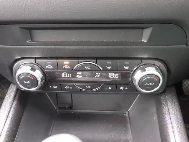 マツダ ＣＸ－５ 25S プロアクティブ 千葉県 2017(平29)年 3.5万km ジェットブラックマイカ スマートシティブレーキサポート/ブラインドスポットモニタリング/レーンキープ・アシスト・システム/アクティブ・ドライビング・ディスプレイ/純正SDナビ/【Bluetooth接続】/サイド/バックカメラ/ドライブレコーダー/革巻きステアリング/ステアリングスイッチ/ETC/LEDヘッドライト/ウインカーミラー/コーナーセンサー/純正19インチアルミホイル/サイド/カーテンエアバッグ/アドバンストキーレスエントリー