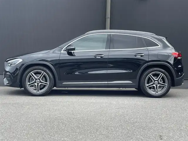 メルセデス・ベンツ ＧＬＡ２００ｄ 4マチック AMGライン 香川県 2021(令3)年 3.7万km コスモスブラック ナビ/360度カメラ/ACC/ETC/置くだけ充電