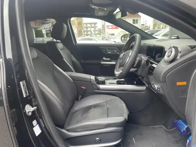 メルセデス・ベンツ ＧＬＡ２００ｄ 4マチック AMGライン 香川県 2021(令3)年 3.7万km コスモスブラック ナビ/360度カメラ/ACC/ETC/置くだけ充電