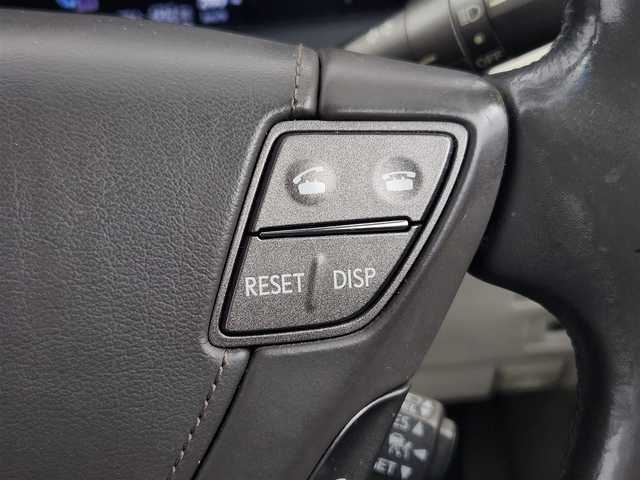 レクサス ＬＳ 600h Iパッケージ 愛知県 2012(平24)年 10.2万km ダークグレーマイカ 前方ミリ波レーダー方式プリクラッシュセーフティシステム・レーダークルーズコントロール（ブレーキ制御付）/ムーンルーフ・アルカンターラルーフ/保証書・取説・ナビ取説/Egプッシュスタート/カードキー＆スマートキー/ハイトコントロール（エアサス）/ドライブモードセレクト/MTモード付AT/本木目/革巻ステアリング・ヒーター・電動チルト・ステアリングスイッチ/アイボリーセミアニリンレザーシート/全席パワーシート＆ヒーター＆ベンチレーター/後席マッサージャー・オートサンシェード（リアウィンド＆リア）/純正HDDナビ・プレミアムサウンドシステム（10スピーカー）/DVD/CD/MSV/BT/USB/AUX・キャンセラー/バックカメラ・クリアランスソナー/純正ビルトインETC/純正フロントドラレコ/全ドア＆バックドアイージークロージャー/LEDヘッドライト・インテリジェントAFS・ヘッドライトクリーナー・フォグ/AUTOHOLD/ラゲッジネット/純正18インチアルミ/サイド＆カーテン＆ニーエアバック