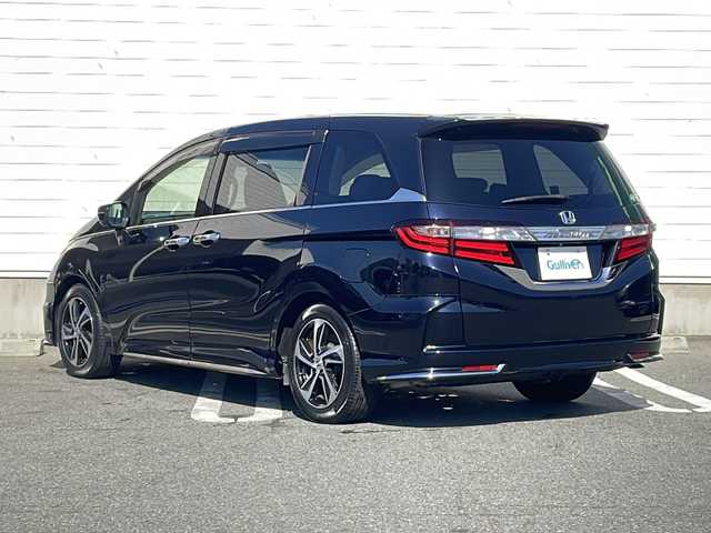 ホンダ オデッセイ アブソルート 山形県 2015(平27)年 7.5万km プレミアムヴィーナスブラックP ホンダセンシング/・SMBS(衝突軽減ブレーキ)/・誤発進抑制機能/・先行車発進お知らせ機能/・標識認識機能/・LKAS(車線維持支援システム）/・路外逸脱抑制機能/・ACC(アダプティブクルーズコントロール)/純正ナビ/（フルセグTV/DVD/Bluetooth/HDMI）/バックカメラ/ビルトインETC/純正フリップダウンモニター/パドルシフト/コーナーセンサー/アイドリングストップ/ハーフレザーシート/プッシュスタート
