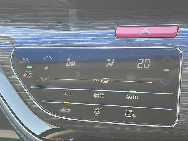 ホンダ オデッセイ アブソルート 山形県 2015(平27)年 7.5万km プレミアムヴィーナスブラックP ホンダセンシング/・SMBS(衝突軽減ブレーキ)/・誤発進抑制機能/・先行車発進お知らせ機能/・標識認識機能/・LKAS(車線維持支援システム）/・路外逸脱抑制機能/・ACC(アダプティブクルーズコントロール)/純正ナビ/（フルセグTV/DVD/Bluetooth/HDMI）/バックカメラ/ビルトインETC/純正フリップダウンモニター/パドルシフト/コーナーセンサー/アイドリングストップ/ハーフレザーシート/プッシュスタート