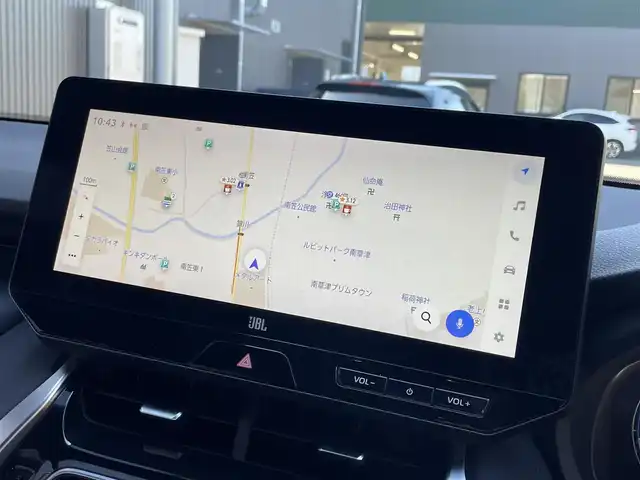 トヨタ ハリアー Z 滋賀県 2023(令5)年 0.9万km プラチナホワイトパールマイカ １２．３インチ純正ナビ/　Bluetooth/USB/Miracast/フルセグ/バックカメラ/ドライブレコーダー（前後）/前後ソナー/衝突軽減装置/ブラインドスポットモニター/電子パーキングシステム/パワーバックドア/ハーフレザー/パワーシート/ビルトインETC2.0/デジタルインナーミラー/純正19インチアルミホイール/MTモード付AT/オートホールド/オートライト/オートハイビーム