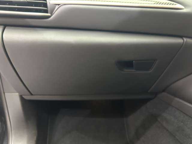 マセラティ マセラティ レヴァンテ トロフェオ 千葉県 2024(令6)年 1.1万km NERO RIBELLE 限定車　/パノラマＳＲ　/茶黒革シート　/Ｂｏｗｅｒｓ＆Ｗｉｌｋｉｎｓサウンド　/ＡＣＣ　/ナビ　/ＴＶ　/３６０°/Ｂｌｕｅｔｏｏｔｈ接続　　/シートＨ　/パークアシスト　/電動リアゲート　/純正２２インチＡＷ　/ドラレコ