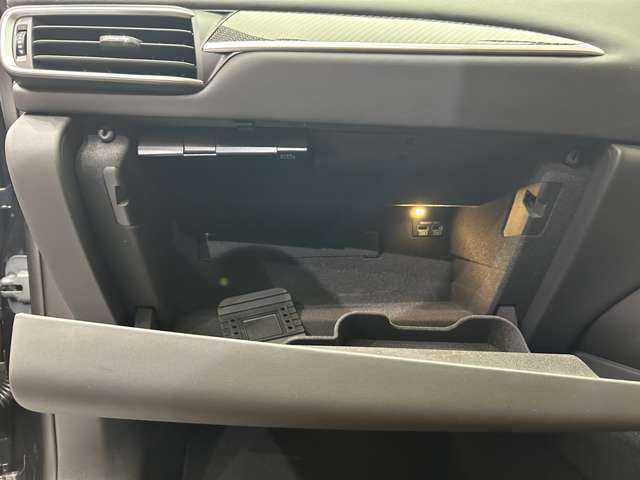 マセラティ マセラティ レヴァンテ トロフェオ 千葉県 2024(令6)年 1.1万km NERO RIBELLE 限定車　/パノラマＳＲ　/茶黒革シート　/Ｂｏｗｅｒｓ＆Ｗｉｌｋｉｎｓサウンド　/ＡＣＣ　/ナビ　/ＴＶ　/３６０°/Ｂｌｕｅｔｏｏｔｈ接続　　/シートＨ　/パークアシスト　/電動リアゲート　/純正２２インチＡＷ　/ドラレコ