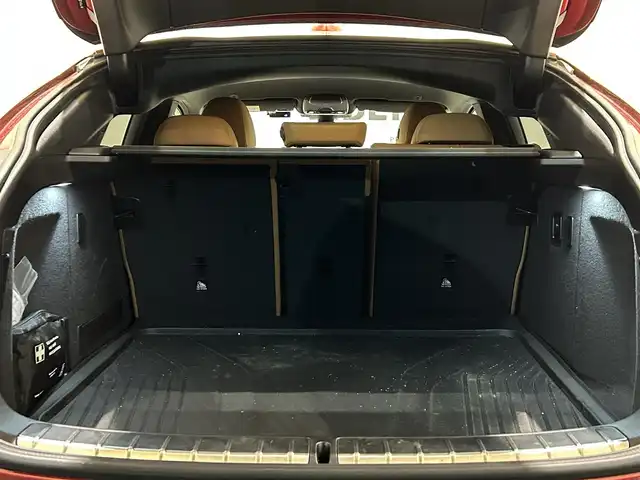 ＢＭＷ Ｘ４ xDrive 30i Mスポーツ 岐阜県 2019(令1)年 3.2万km 赤 ワンオーナー/アダプティブLEDヘッドライト/BMWヘッドアップディスプレイ/BMWライブ・コックピット/　マルチディスプレイメーターパネル/　HDDナビゲーションシステム/　電動フロントシート運転席助手席　運転席メモリー機能付/　フロントシートヒーティング/　リヤシートヒーティング/パーキングアシストプラス/　パーク・ディスタンス・コントロール/　パーキング・アシスト/　トップ・ビュー3Dビュー/　サイドビューカメラ/　リヤビューカメラ予想進路表示機能付/ドライビングアシストプラス/　アクティブクルーズコントロール　ストップゴー機能付/　ステアリング　レーンコントロールアシスト/　レーンディパーチャーウォーニング/　レーンチェンジウォーニング/　アクティブサイドコリジョンプロテクション/　前車接近警告機能/　衝突回避　被害軽減ブレーキ/　事故回避アシスト/　後車衝突警告機能/　クロストラフィックウォーニング