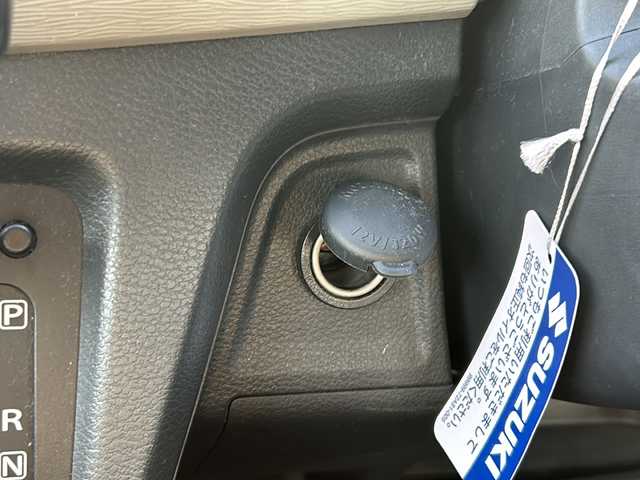 スズキ ワゴンＲ FX 愛知県 2013(平25)年 5.9万km パールホワイト 純正オーディオ/（AUX.CD.FM.AM）/純正フロアマット/アイドリングストップ/ドアバイザー/リモコンキー/取扱説明書