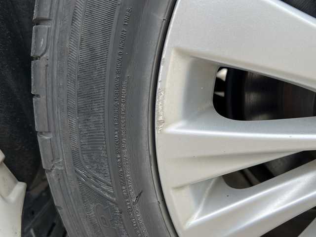 トヨタ ヴェルファイア 2．4Z 静岡県 2013(平25)年 8.8万km ホワイトパールクリスタルシャイン 純正ナビ/AM/FM/CD/DVD/SD/フルセグ/DS/Bluetooth/主要装備/・純正ナビ　/・ドライブレコーダー　/・コーナーセンサー　/・ＥＴＣ　/・両側パワースライドドア　/・スマートキー　/・後席モニター/・バックカメラ　/・フリップダウンモニター　/・プッシュスタート　/・純正アルミホイール　/・オートライト　/・フォグランプ/・横滑り防止システム