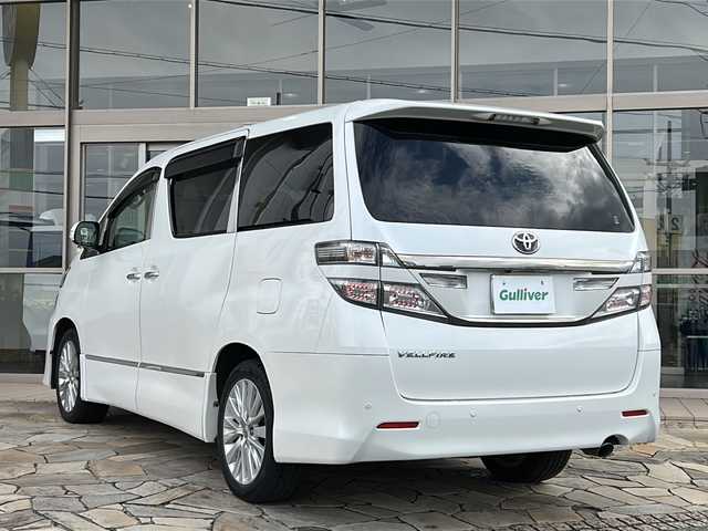 トヨタ ヴェルファイア 2．4Z 静岡県 2013(平25)年 8.8万km ホワイトパールクリスタルシャイン 純正ナビ/AM/FM/CD/DVD/SD/フルセグ/DS/Bluetooth/主要装備/・純正ナビ　/・ドライブレコーダー　/・コーナーセンサー　/・ＥＴＣ　/・両側パワースライドドア　/・スマートキー　/・後席モニター/・バックカメラ　/・フリップダウンモニター　/・プッシュスタート　/・純正アルミホイール　/・オートライト　/・フォグランプ/・横滑り防止システム