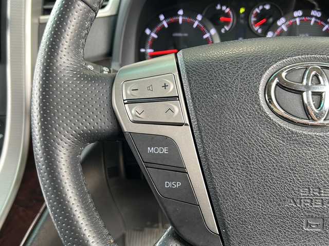 トヨタ ヴェルファイア 2．4Z 静岡県 2013(平25)年 8.8万km ホワイトパールクリスタルシャイン 純正ナビ/AM/FM/CD/DVD/SD/フルセグ/DS/Bluetooth/主要装備/・純正ナビ　/・ドライブレコーダー　/・コーナーセンサー　/・ＥＴＣ　/・両側パワースライドドア　/・スマートキー　/・後席モニター/・バックカメラ　/・フリップダウンモニター　/・プッシュスタート　/・純正アルミホイール　/・オートライト　/・フォグランプ/・横滑り防止システム