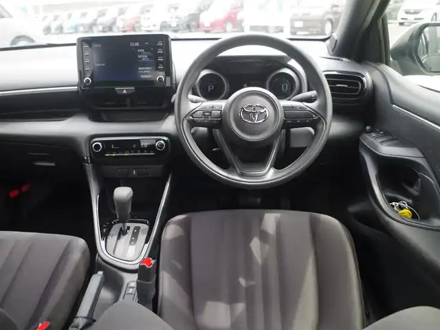 トヨタ ヤリス G 千葉県 2020(令2)年 1.4万km ブラック/ホワイト Toyota Safety Sense/・プリクラッシュセーフティ/・レーンディパーチャーアラート/・オートハイビーム/ディスプレイオーディオ/【Bluetooth接続】/バックカメラ/ドライブレコーダー（前後撮影）/ステアリングスイッチ/サイド/カーテンエアバッグ/スマートキー