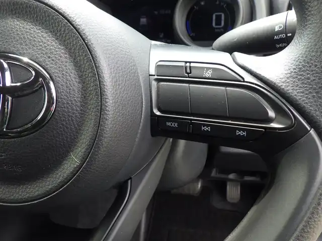 トヨタ ヤリス G 千葉県 2020(令2)年 1.4万km ブラック/ホワイト Toyota Safety Sense/・プリクラッシュセーフティ/・レーンディパーチャーアラート/・オートハイビーム/ディスプレイオーディオ/【Bluetooth接続】/バックカメラ/ドライブレコーダー（前後撮影）/ステアリングスイッチ/サイド/カーテンエアバッグ/スマートキー