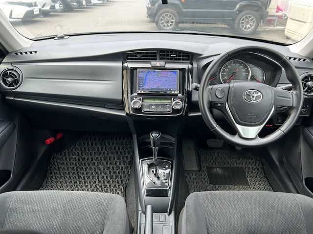 トヨタ カローラ アクシオ 1．5G 青森県 2015(平27)年 9.9万km ブラックマイカ ワンオーナー/4WD/エアロ(フロント/サイド)/寒冷地仕様/社外ナビ(BT/フルセグ/DVD/CD/ラジオ)/プリクラッシュセーフティ/レーンアシスト/オートマチックハイビーム/社外エンジンスターター/LEDヘッドライト/オートライト/フロントワイパーデアイサー/リヤワイパー/ETC/電動格納ミラー/ドアバイザー/リモコンキー/新車時保証書/取扱説明書/記録簿(H30/R2/R4/R5/R6)