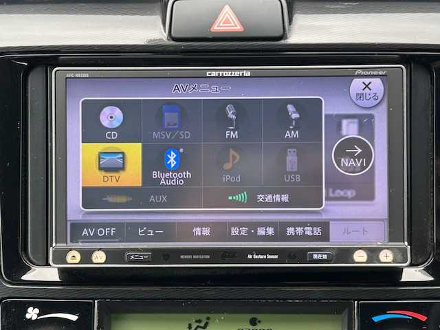 トヨタ カローラ アクシオ 1．5G 青森県 2015(平27)年 9.9万km ブラックマイカ ワンオーナー/4WD/エアロ(フロント/サイド)/寒冷地仕様/社外ナビ(BT/フルセグ/DVD/CD/ラジオ)/プリクラッシュセーフティ/レーンアシスト/オートマチックハイビーム/社外エンジンスターター/LEDヘッドライト/オートライト/フロントワイパーデアイサー/リヤワイパー/ETC/電動格納ミラー/ドアバイザー/リモコンキー/新車時保証書/取扱説明書/記録簿(H30/R2/R4/R5/R6)