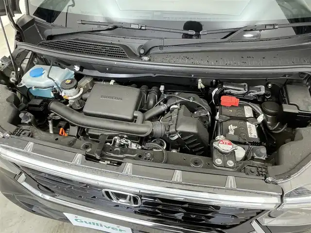 ホンダ Ｎ ＢＯＸ カスタム 滋賀県 2024(令6)年 0.4万km クリスタルブラックパール 禁煙車/純正ディスプレイオーディオ/（Bluetooth/AppleCarPlay/AndroidAuto/USB）/バックカメラ/前方ドライブレコーダー/ETC/片側パワースライドドア/路外逸脱抑制機能/踏み間違い衝突軽減システム/パーキングセンサー/衝突軽減ブレーキ/アダプティブクルーズコントロール/ステアリングリモコン/前席シートヒーター/LEDヘッドライト/オートヘッドライト/純正アルミホイール/社外フロアマット/USB充電/リアロールサンシェイド/オートリトラーミラー/カーテンエアバッグ
