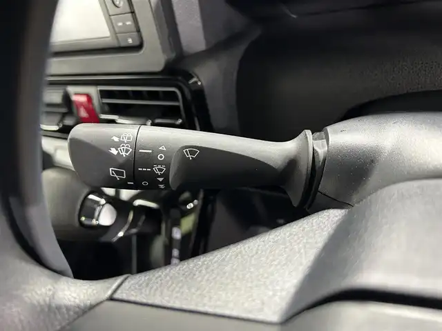 ダイハツ タント カスタム X スタイルセレクション 佐賀県 2022(令4)年 0.6万km シャイニングホワイトパール 純正7インチナビ【NMZN-W72D】/【フルセグTV.CD.DVD.Bluetooth】/バックカメラ/衝突被害軽減システム/クリアランスソナー/オートマチックハイビーム/オートライト/前方ドライブレコーダー/センターピラーレス/両側パワースライドドア/ETC/運転席・助手席シートヒーター/ハーフレザーシート/ＬＥＤヘッドライト/後席サンシェード/ＩＳＯＦＩＸ対応シート/シートバックテーブル/フォグライト/純正フロアマット/純正18インチアルミホイール