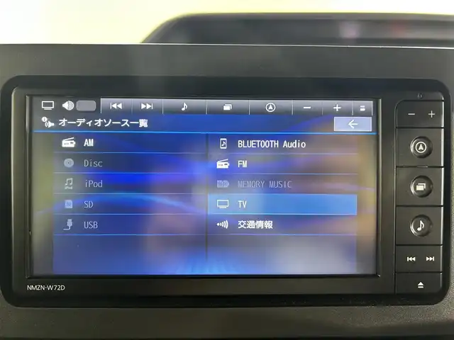 ダイハツ タント カスタム X スタイルセレクション 佐賀県 2022(令4)年 0.6万km シャイニングホワイトパール 純正7インチナビ【NMZN-W72D】/【フルセグTV.CD.DVD.Bluetooth】/バックカメラ/衝突被害軽減システム/クリアランスソナー/オートマチックハイビーム/オートライト/前方ドライブレコーダー/センターピラーレス/両側パワースライドドア/ETC/運転席・助手席シートヒーター/ハーフレザーシート/ＬＥＤヘッドライト/後席サンシェード/ＩＳＯＦＩＸ対応シート/シートバックテーブル/フォグライト/純正フロアマット/純正18インチアルミホイール