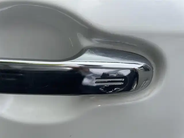 トヨタ ヴォクシー ハイブリッド ZS 煌 茨城県 2018(平30)年 8.4万km ホワイトパールクリスタルシャイン モデリスタエアロ（フロント）/純正ナビ/Ｂカメラ/ＥＴＣ/クルーズコントロール/衝突被害軽減ブレーキ/レーンキープ/両側電動スライドドア/シートヒーター/Ｗエアコン/純正１６インチＡＷ/ＬＥＤライト