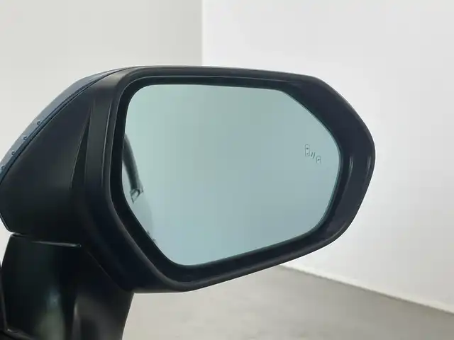 トヨタ シエンタ ハイブリッド Z 埼玉県 2023(令5)年 0.8万km グレイッシュブルー 純正１０．５インチナビ/フルセグTV Bluetooth USB接続/パノラミックビューモニター/後席フリップダウンモニター/衝突軽減ブレーキ/レーンキープアシスト/ブラインドスポットモニター/アダプティブクルーズコントロール/シートヒーター（D/N）/両側パワースライドドア/純正フロアマット/LEDヘッドライト/ETC2.0 /オートマチックハイビーム/コーナーセンサー/純正ドライブレコーダー/充電用USBポート/ステアリングヒーター