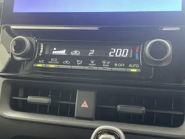 トヨタ シエンタ ハイブリッド Z 埼玉県 2023(令5)年 0.8万km グレイッシュブルー 純正１０．５インチナビ/フルセグTV Bluetooth USB接続/パノラミックビューモニター/後席フリップダウンモニター/衝突軽減ブレーキ/レーンキープアシスト/ブラインドスポットモニター/アダプティブクルーズコントロール/シートヒーター（D/N）/両側パワースライドドア/純正フロアマット/LEDヘッドライト/ETC2.0 /オートマチックハイビーム/コーナーセンサー/純正ドライブレコーダー/充電用USBポート/ステアリングヒーター