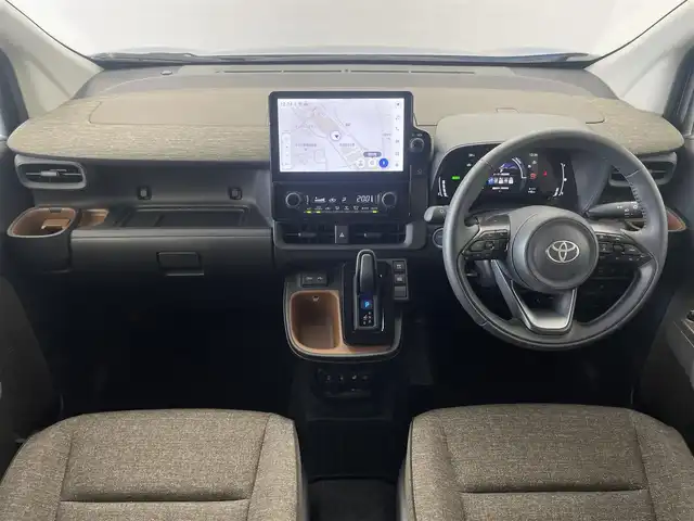 トヨタ シエンタ ハイブリッド Z 埼玉県 2023(令5)年 0.8万km グレイッシュブルー 純正１０．５インチナビ/フルセグTV Bluetooth USB接続/パノラミックビューモニター/後席フリップダウンモニター/衝突軽減ブレーキ/レーンキープアシスト/ブラインドスポットモニター/アダプティブクルーズコントロール/シートヒーター（D/N）/両側パワースライドドア/純正フロアマット/LEDヘッドライト/ETC2.0 /オートマチックハイビーム/コーナーセンサー/純正ドライブレコーダー/充電用USBポート/ステアリングヒーター