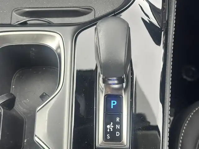 レクサス ＮＸ 450h+ バージョンL 愛知県 2022(令4)年 0.8万km ソニッククォーツ １４インチナビ/・フルセグTV/Bluetooth/USB/パノラミックビューモニター　/ＥＴＣ２．０　/ヘッドアップディスプレイ/レーダークルーズコントロール　/前席シートヒーター/エアーシート/前後ドラレコ　/タイプC　/UCB　/フルセグTV　/前後ソナー　/20インチアルミホイール