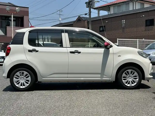 トヨタ パッソ X　S 福岡県 2020(令2)年 1.1万km パールホワイトⅢ ワンオーナー/純正メモリナビ/　(AM/FM/CD/Bluetooth/フルセグTV)/スマートアシスト/・衝突警報機能/・衝突回避支援ブレーキ/・誤発進抑制制御(前方/後方)/・横滑り防止装置/・先行車発進おしらせ/・車線逸脱警報/アイドリングストップ/オートハイビーム/コーナーセンサー/クリアランスソナー/電格ミラー/ドアバイザー/ベンチシート/ビルトインETC/純正フロアマット/ISOFIX/プッシュスタート/電源ソケット×1/スペアキー×1/純正車載品/・リアワイパー×1/・サイドミラーカバー×2/保証書/取扱説明書/ナビ取扱説明書