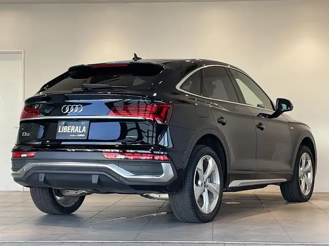 アウディ Ｑ５ SB 40TDIクワトロ Sライン 愛知県 2022(令4)年 3.2万km ミトスブラックメタリック ＳラインプラスＰＫＧ　/マトリクスＬＥＤ　/バーチャルコクピット　/ＭＭＩナビゲーション　/Ｂｌｕｅｔｏｏｔｈ　/３６０度カメラ　/ＡＣＣ　/ＬＫＡ　/ＢＳＭ　/ドライブレコーダー　/ＥＴＣ２．０　/パワーバックドア/アイドリングストップ/プッシュスタート/ウィンカーミラー