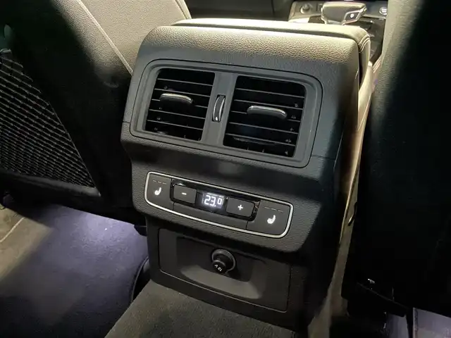 アウディ Ｑ５ SB 40TDIクワトロ Sライン 愛知県 2022(令4)年 3.2万km ミトスブラックメタリック ＳラインプラスＰＫＧ　/マトリクスＬＥＤ　/バーチャルコクピット　/ＭＭＩナビゲーション　/Ｂｌｕｅｔｏｏｔｈ　/３６０度カメラ　/ＡＣＣ　/ＬＫＡ　/ＢＳＭ　/ドライブレコーダー　/ＥＴＣ２．０　/パワーバックドア/アイドリングストップ/プッシュスタート/ウィンカーミラー