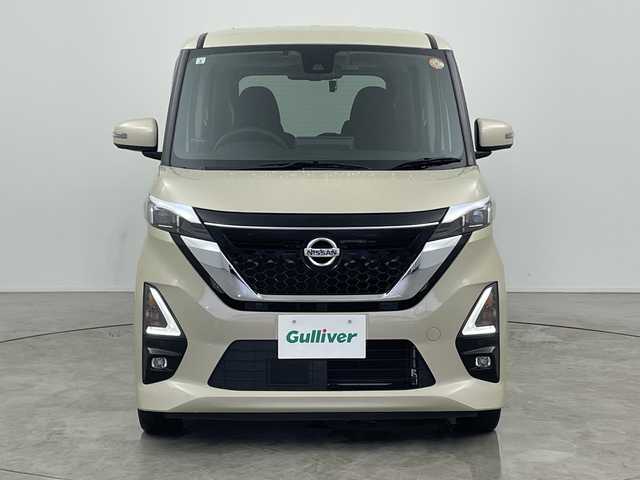 日産 ルークス HWS X プロパイロットED 三重県 2021(令3)年 2.4万km フローズンバニラパール 純正９インチナビ/フルセグ/全方位カメラ/プロパイロット/追従式クルーズコントロール/衝突軽減ブレーキ/レーンキープアシスト/コーナーセンサー/オートハイビーム/両側パワースライドドア/LEDヘッドライト/ETC/ドライブレコーダー