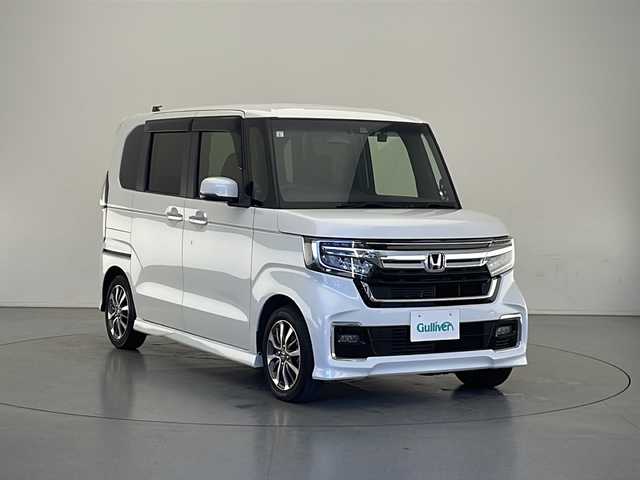 ホンダ Ｎ ＢＯＸ カスタム L 長野県 2021(令3)年 2.5万km プラチナホワイトパール 純正ナビ(BT/CD/USB)/バックカメラ/衝突被害軽減システム/レーンキープアシスト/コーナーセンサー/オートライト/オートマチックハイビーム/レーダークルーズコントロール/純正アルミホイール/純正フロアマット/シートヒーター/ドライブレコーダー/ビルトインETC/両側パワースライドドア/シーケンシャルウインカー/電動格納ミラー/ドアバイザー/LEDヘッドライト/スマートキー×2