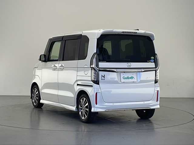 ホンダ Ｎ ＢＯＸ カスタム L 長野県 2021(令3)年 2.5万km プラチナホワイトパール 純正ナビ(BT/CD/USB)/バックカメラ/衝突被害軽減システム/レーンキープアシスト/コーナーセンサー/オートライト/オートマチックハイビーム/レーダークルーズコントロール/純正アルミホイール/純正フロアマット/シートヒーター/ドライブレコーダー/ビルトインETC/両側パワースライドドア/シーケンシャルウインカー/電動格納ミラー/ドアバイザー/LEDヘッドライト/スマートキー×2