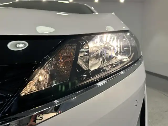 日産 ノート X 愛知県 2023(令5)年 3.9万km ピュアホワイトパール 純正９インチナビ　/（Bluetooth/フルセグTV/FM/AM/CarPlay/USB/HDMI)/アラウンドビューモニター　/ワイヤレス充電　/プロパイロット　/エマージェンシーブレーキ　/ビルトインＥＴＣ２．０　/ブラインドスポットモニター　/デジタルインナーミラー　/車線逸脱警報　/ソナー/純正フロアマット/プッシュスタート/　　-スマートキー