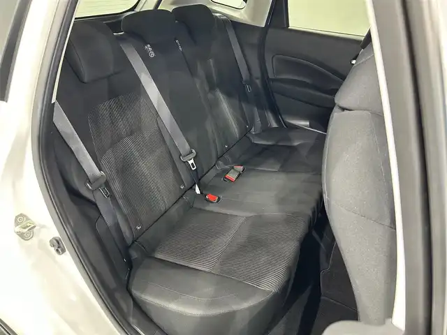 日産 ノート X 愛知県 2023(令5)年 3.9万km ピュアホワイトパール 純正９インチナビ　/（Bluetooth/フルセグTV/FM/AM/CarPlay/USB/HDMI)/アラウンドビューモニター　/ワイヤレス充電　/プロパイロット　/エマージェンシーブレーキ　/ビルトインＥＴＣ２．０　/ブラインドスポットモニター　/デジタルインナーミラー　/車線逸脱警報　/ソナー/純正フロアマット/プッシュスタート/　　-スマートキー