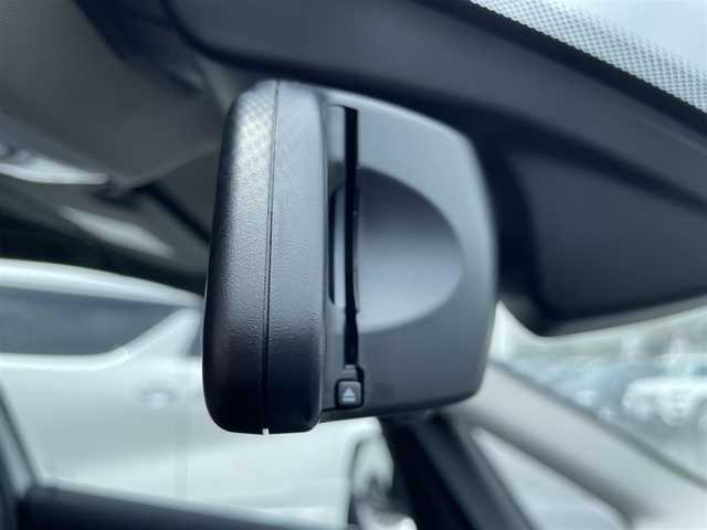 ＢＭＷ ２１８ｄ アクティブツアラー ラグジュアリー 栃木県 2018(平30)年 4.6万km ミネラルホワイト ヘッドアップディスプレイ/インテリジェントセーフティ/コンフォートアクセス/パークディスタンスコントロール/アクティブクルーズコントロール/黒革シート/パワーシート /シートヒーター /社外TVチューナー/ナビ/バックカメラ/ミラーETC/ドライブレコーダー/パワーテールゲート/LEDヘッドライト/オートライト