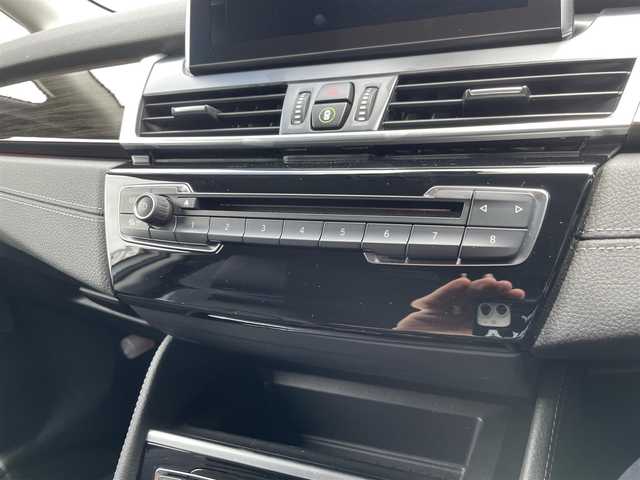 ＢＭＷ ２１８ｄ アクティブツアラー ラグジュアリー 栃木県 2018(平30)年 4.6万km ミネラルホワイト ヘッドアップディスプレイ/インテリジェントセーフティ/コンフォートアクセス/パークディスタンスコントロール/アクティブクルーズコントロール/黒革シート/パワーシート /シートヒーター /社外TVチューナー/ナビ/バックカメラ/ミラーETC/ドライブレコーダー/パワーテールゲート/LEDヘッドライト/オートライト