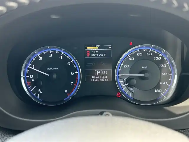 スバル レヴォーグ 1．6GT アイサイト Sスタイル 群馬県 2015(平27)年 12万km クリスタルブラックシリカ 社外SDナビ（AVIC-RZ09）/ターボ/4WD/バックカメラ/パワーシート（D席のみ）/クルーズコントロール/レーンキープアシスト/ダウンヒルアシストコントロール/衝突被害軽減ブレーキ/LEDヘッドライト/オートライト/フルセグTV/Bluetoothオーディオ/USB入力端子/純正フロアマット/純正18インチAW/革巻きステアリング/パドルシフト/アイドリングストップ/スマートキー/社外ETC/保証書/取扱説明書/スペアキー1本