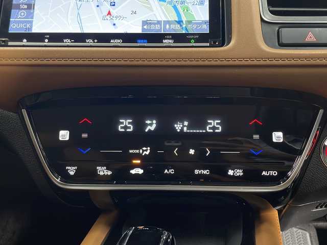 ホンダ ヴェゼル ハイブリッド Z ホンダセンシング 広島県 2019(令1)年 5.1万km プラチナホワイトパール ホンダセンシング/・衝突軽減ブレーキ〈CMBS〉/・誤発進抑制機能/・歩行者事故低減ステアリング/・路外逸脱抑制機能/・ACC〈アダプティブ・クルーズ・コントロール〉/・LKAS〈車線維持支援システム〉/・先行車発進お知らせ機能/・標識認識機能/純正8インチナビ/・CD/DVD/DTV/Bluetooth/HDMI/USB/バックカメラ/ハーフレザーシート/シートヒーター/LEDオートライト/ステアリングスイッチ/パドルシフト/ドライブレコーダー/ビルトインETC/純正フロアマット/ドアバイザー/スマートキー/プッシュスタート /純正アルミホイール/ルーフレール