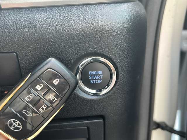 トヨタ アルファード S タイプゴールド 埼玉県 2020(令2)年 3.4万km ホワイトパールクリスタルシャイン 1オーナー/純正ナビ/AM/FM/TV/BT/USB/ETC/前後ドラレコ/追従クルコン/TRC/レーンアシスト/衝突軽減B/両側パワースライドドア/バックカメラ/オットマン/保証者/取説