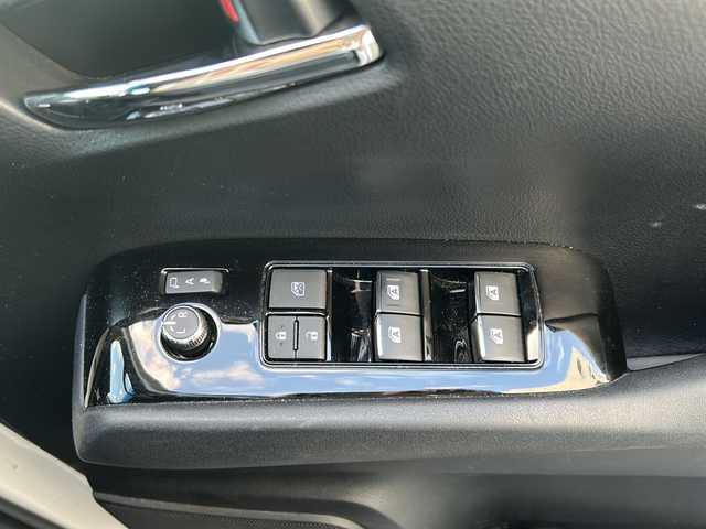 トヨタ アルファード S タイプゴールド 埼玉県 2020(令2)年 3.4万km ホワイトパールクリスタルシャイン 1オーナー/純正ナビ/AM/FM/TV/BT/USB/ETC/前後ドラレコ/追従クルコン/TRC/レーンアシスト/衝突軽減B/両側パワースライドドア/バックカメラ/オットマン/保証者/取説