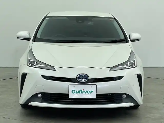 トヨタ プリウス S 三重県 2020(令2)年 5.2万km ホワイトパールクリスタルシャイン /禁煙車//モデリスタ15インチAW//LEDヘッドライト//バックカメラ//純正SDナビ//トヨタセーフティセンス//レーダークルーズ//プリクラッシュセーフティ//クリアランスソナー//パーキングサポートブレーキ//スマートキープッシュスタート//ふらつき検知機能//前後ドライブレコーダー//ステアリングスイッチ//ビルトインETC//ドライブモード切替//EVモード