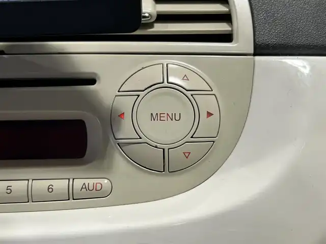 フィアット ５００ 1．2 8V ラウンジ 岐阜県 2008(平20)年 6.3万km ベージュ ガラスルーフ　/純正ホイール　/ETC　/ユピテル製ナビドラレコ機能付きTV　/純正オーディオ（CD・DVD・ラジオ）　/純正フロアマット　/リアフォグランプ　/パワーウィンドウ　/リモコンキー　/取扱説明書　/保証書　/ナビ取扱説明書